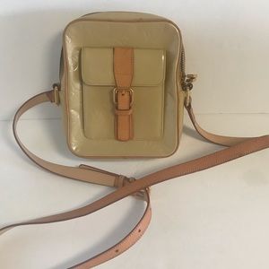 Louis Vuitton crossbody bag